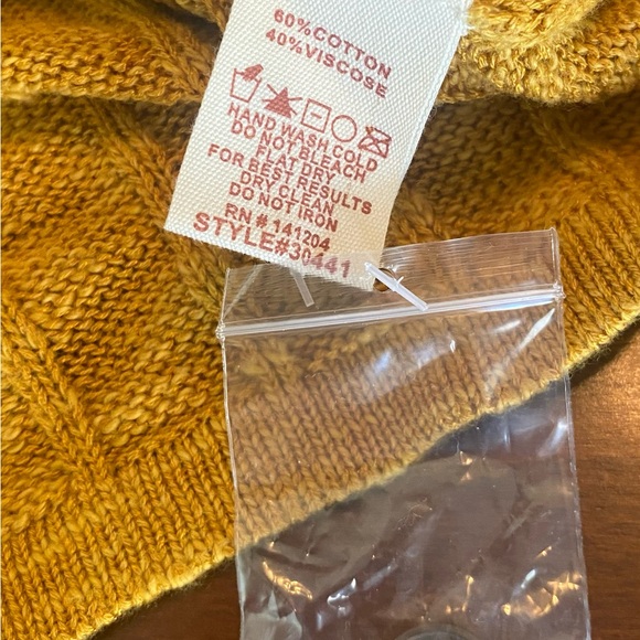 NWT Hem & Thread Sweater Tank Size Small - Picture 5 of 5